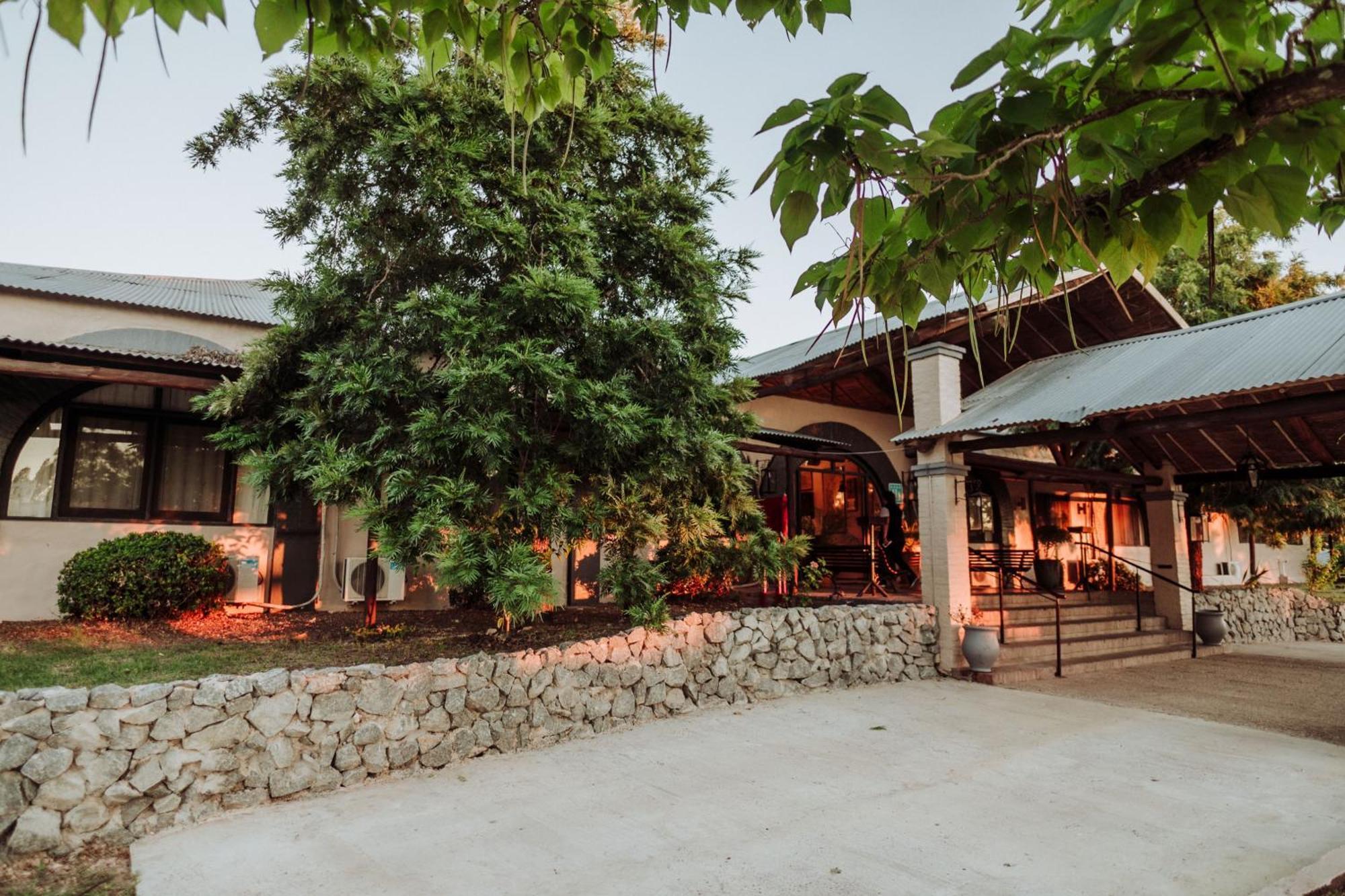 Hotel La Castellana Paysandú Eksteriør bilde