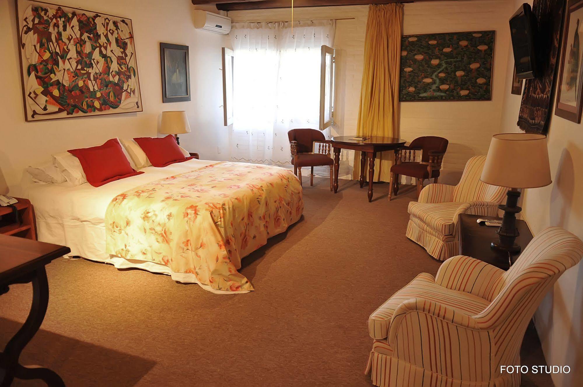 Hotel La Castellana Paysandú Eksteriør bilde
